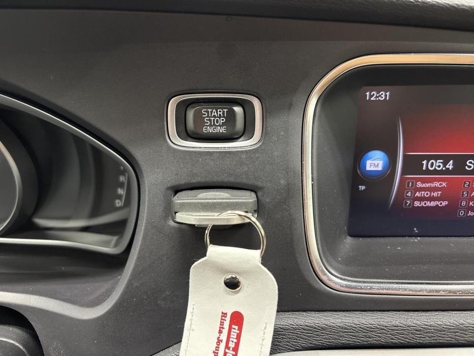 VOLVO V40 Cross Country 2018