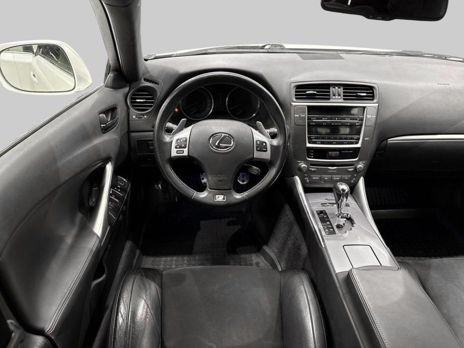 LEXUS IS 2012