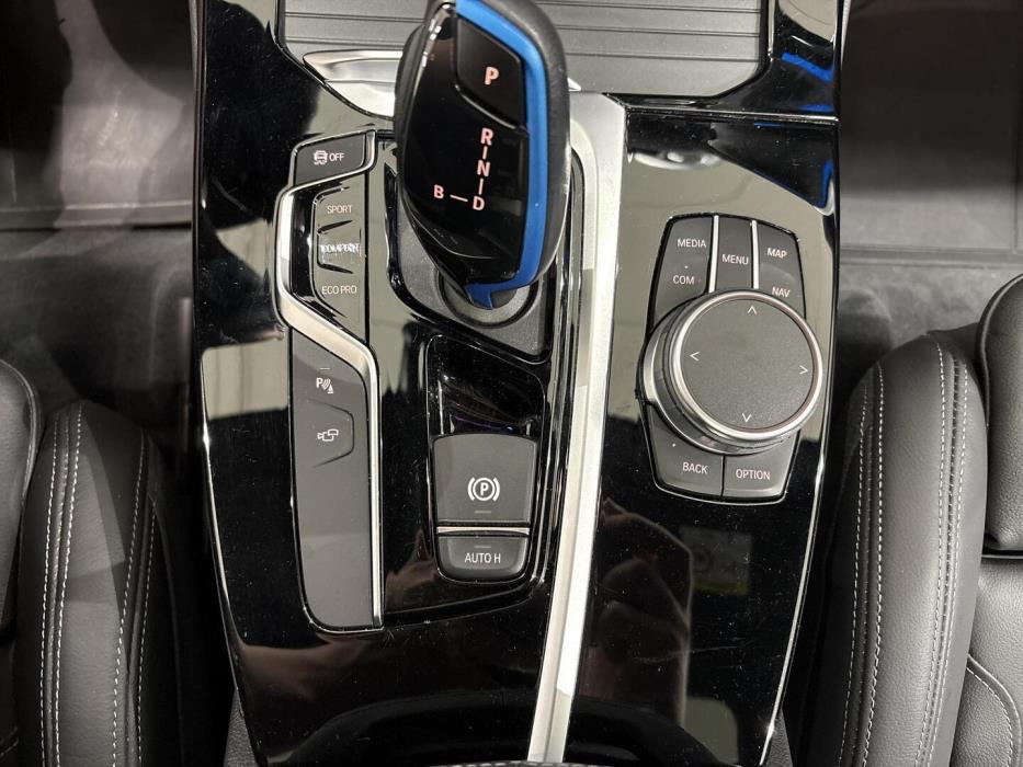 BMW iX3 2021