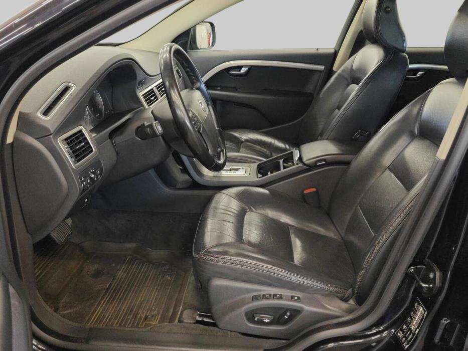 VOLVO XC70 2008