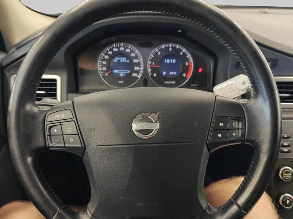 VOLVO XC70 2008
