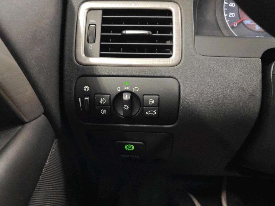 VOLVO XC70 2008