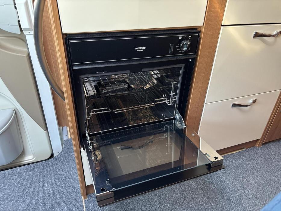 LMC LIBERTY I 680G 2010