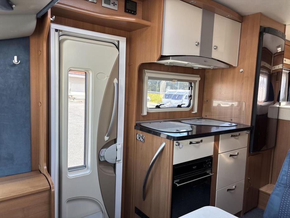 LMC LIBERTY I 680G 2010