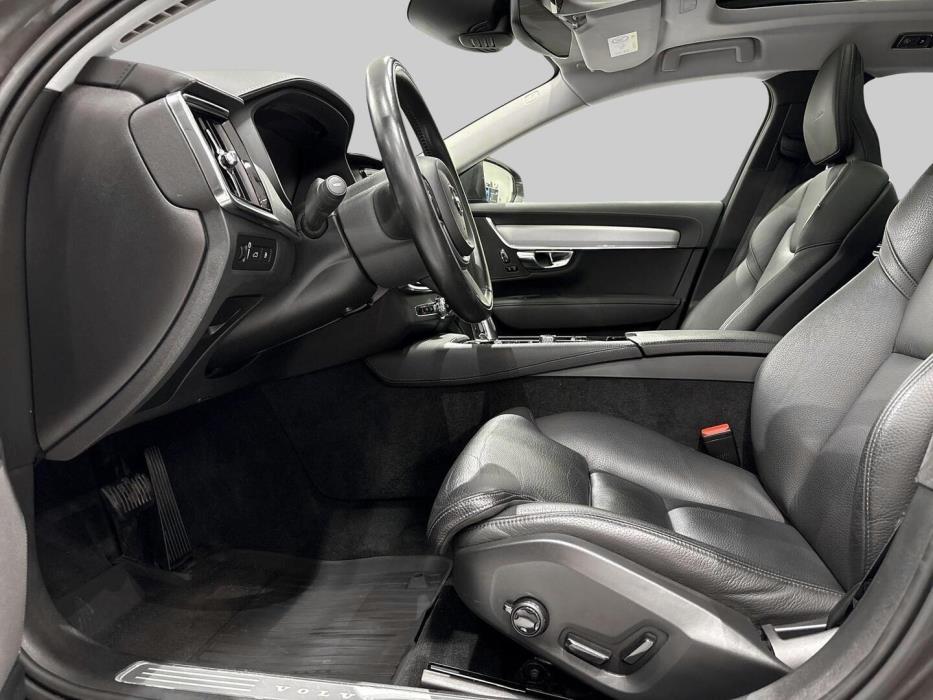 VOLVO V90 2019