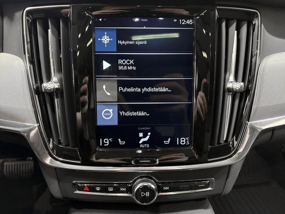 VOLVO V90 2019