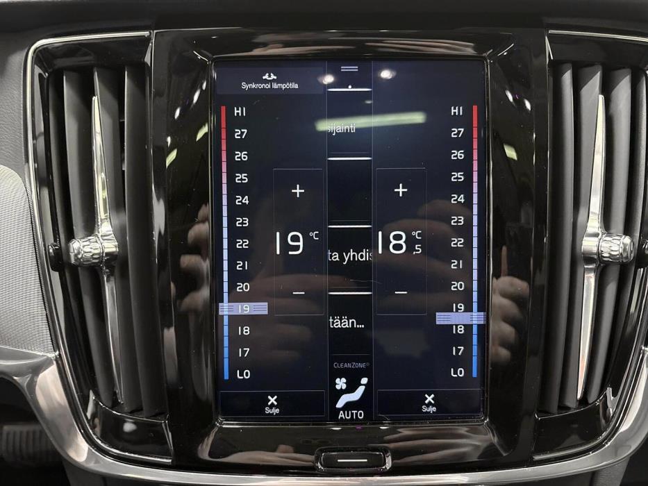 VOLVO V90 2019