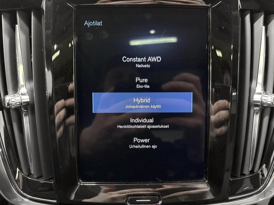 VOLVO V90 2019