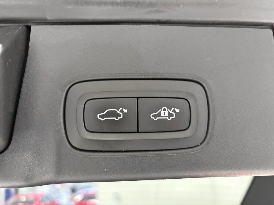 VOLVO V90 2019