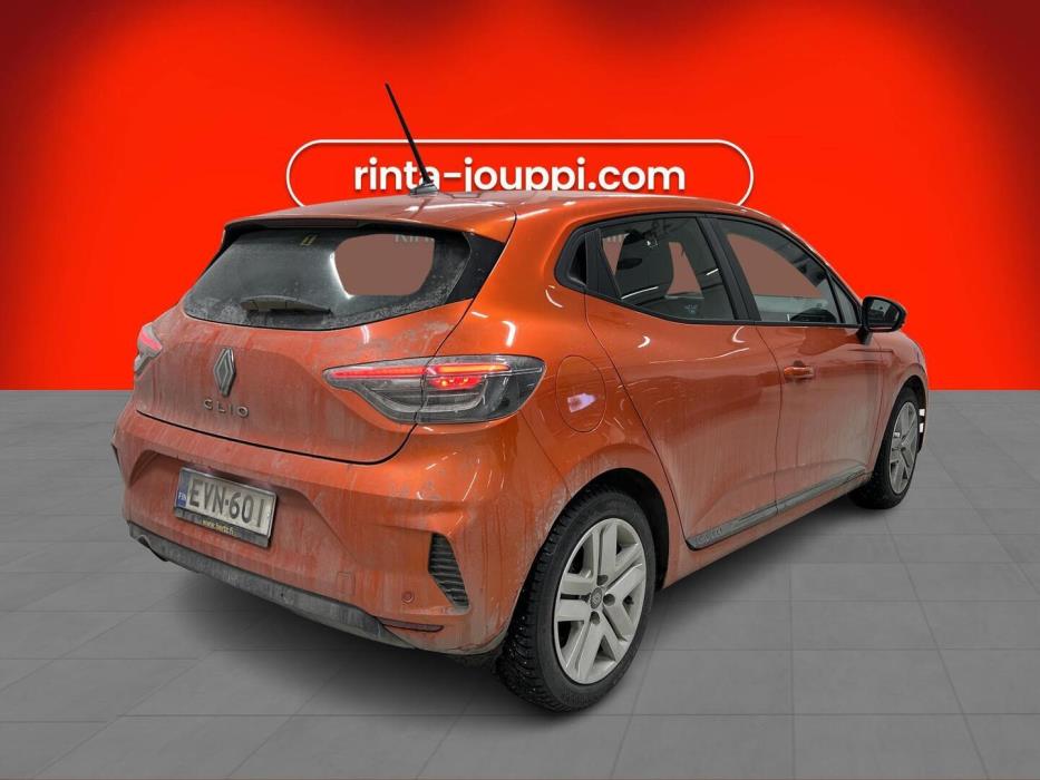 RENAULT Clio 2025