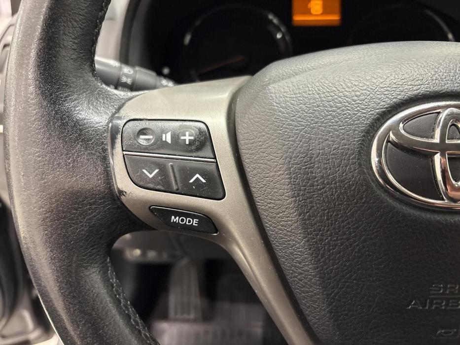 TOYOTA Avensis 2009