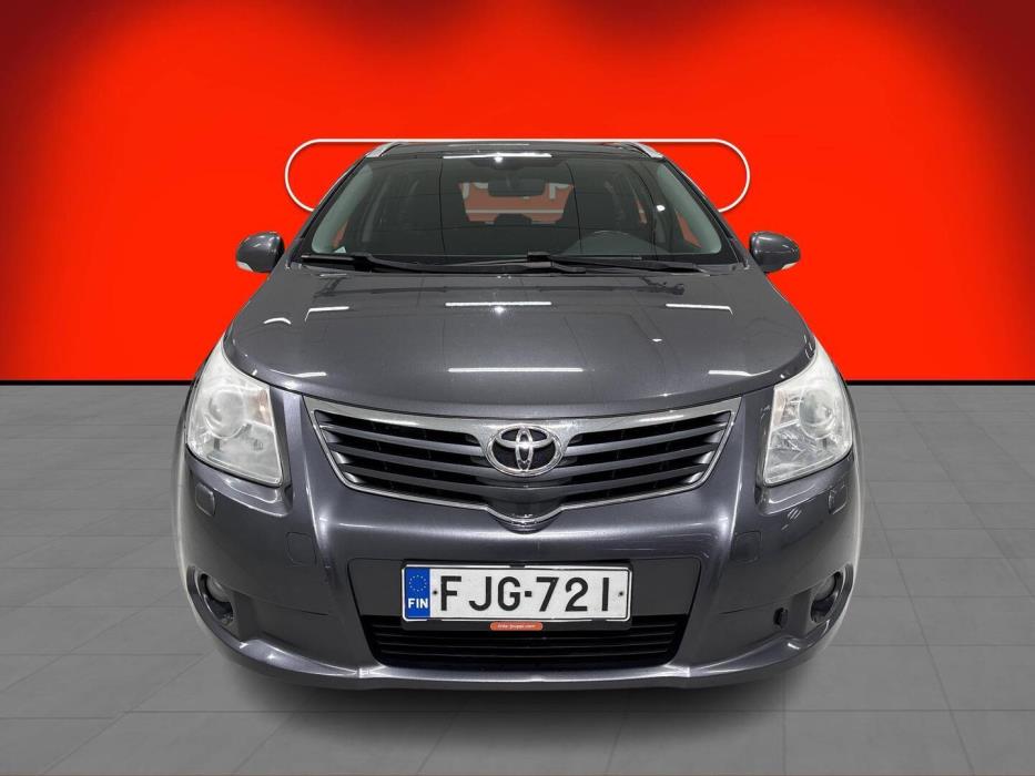 TOYOTA Avensis 2009
