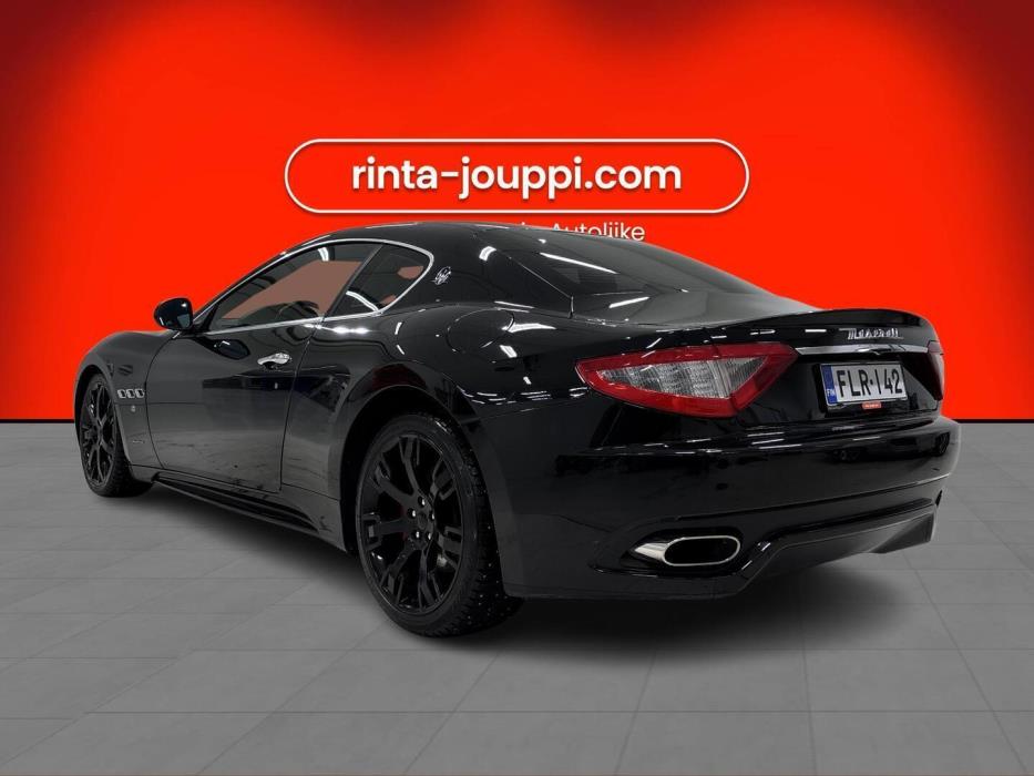 MASERATI GranTurismo 2010