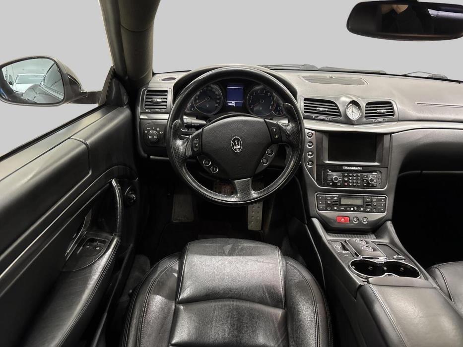 MASERATI GranTurismo 2010