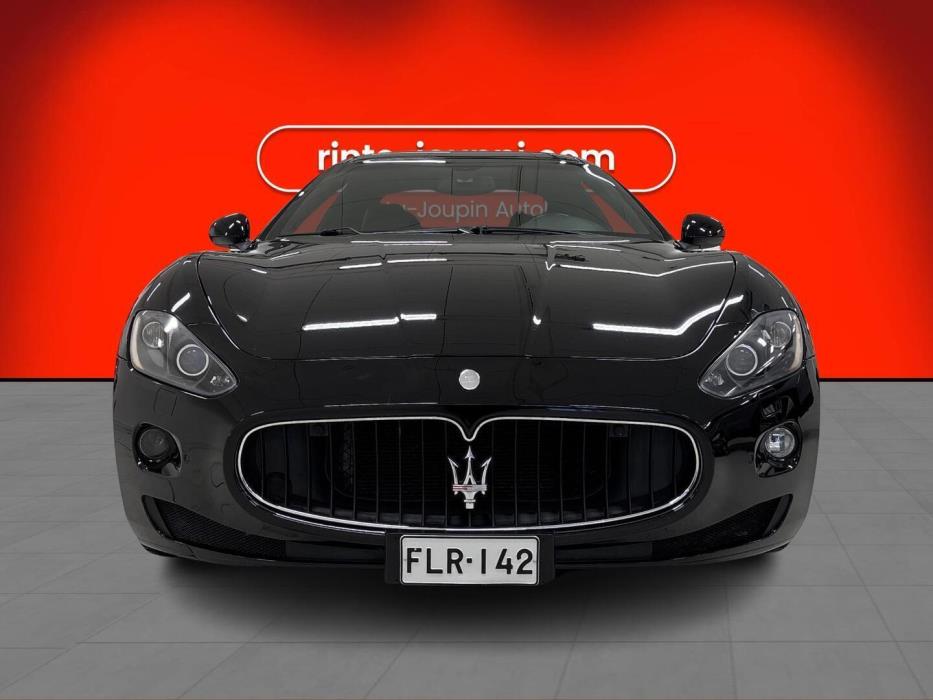 MASERATI GranTurismo 2010