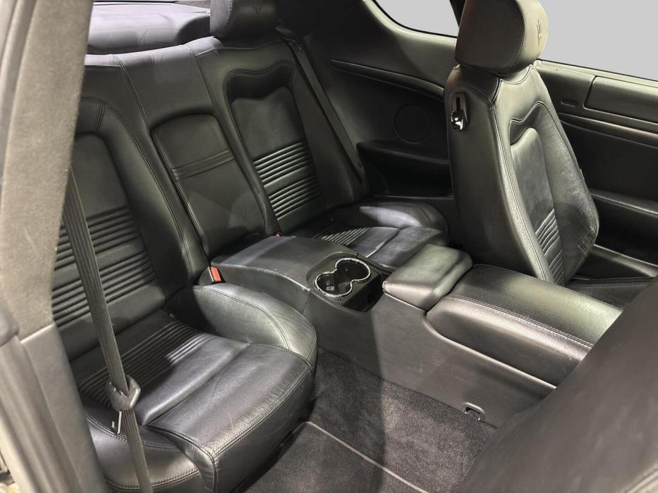 MASERATI GranTurismo 2010