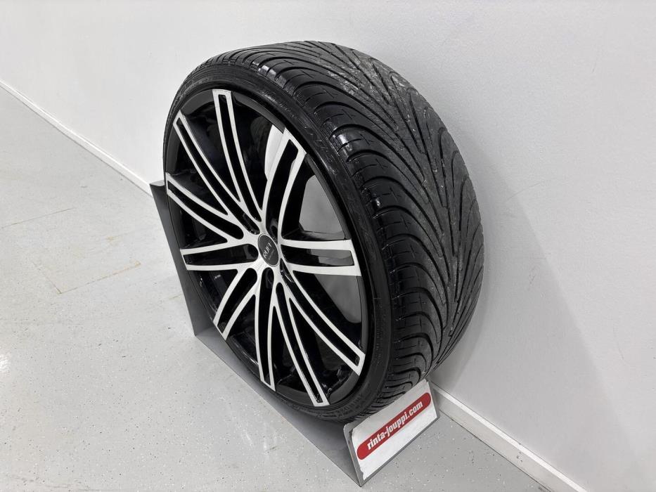 MASERATI GranTurismo 2010