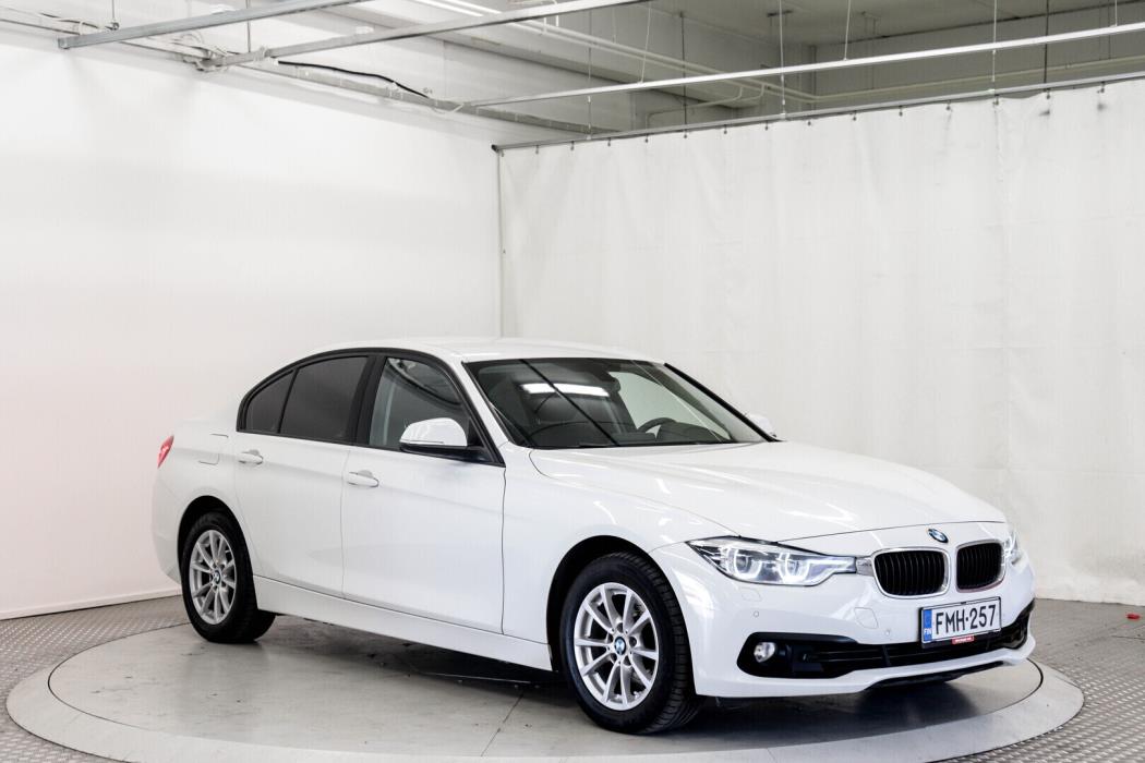 BMW 320 2016