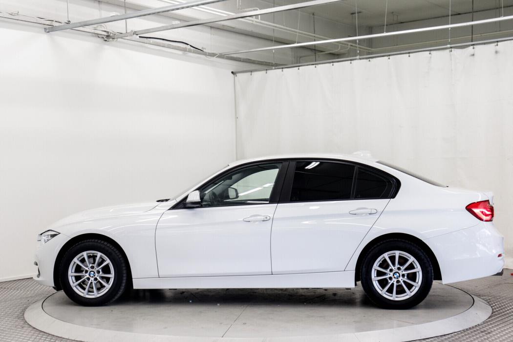 BMW 320 2016