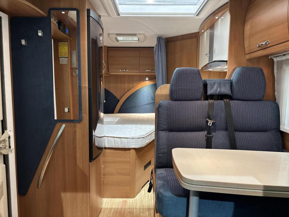 LMC T 592 LIBERTY 2008