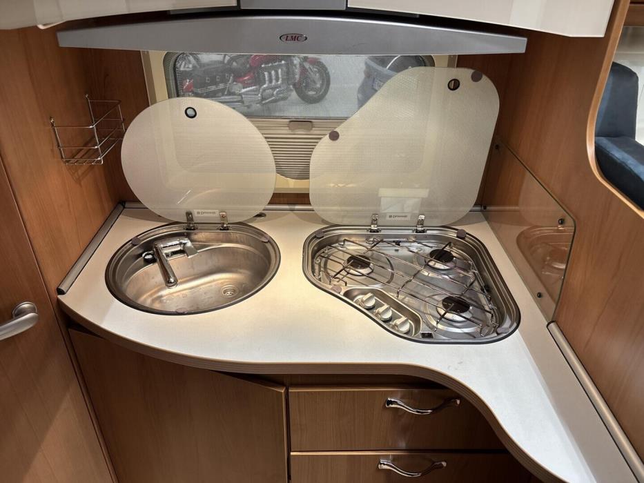 LMC T 592 LIBERTY 2008