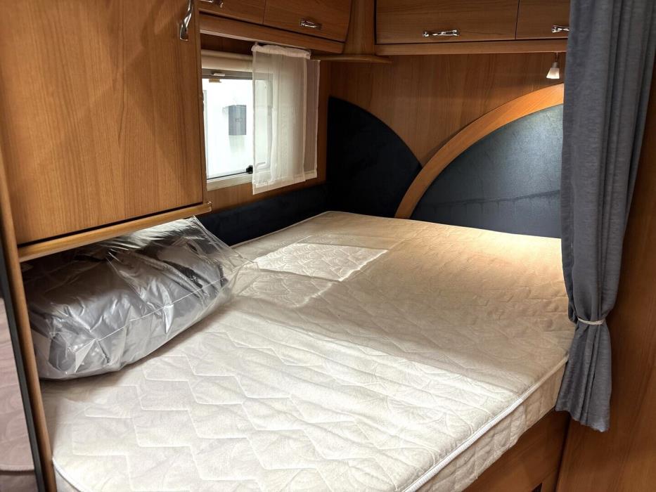 LMC T 592 LIBERTY 2008