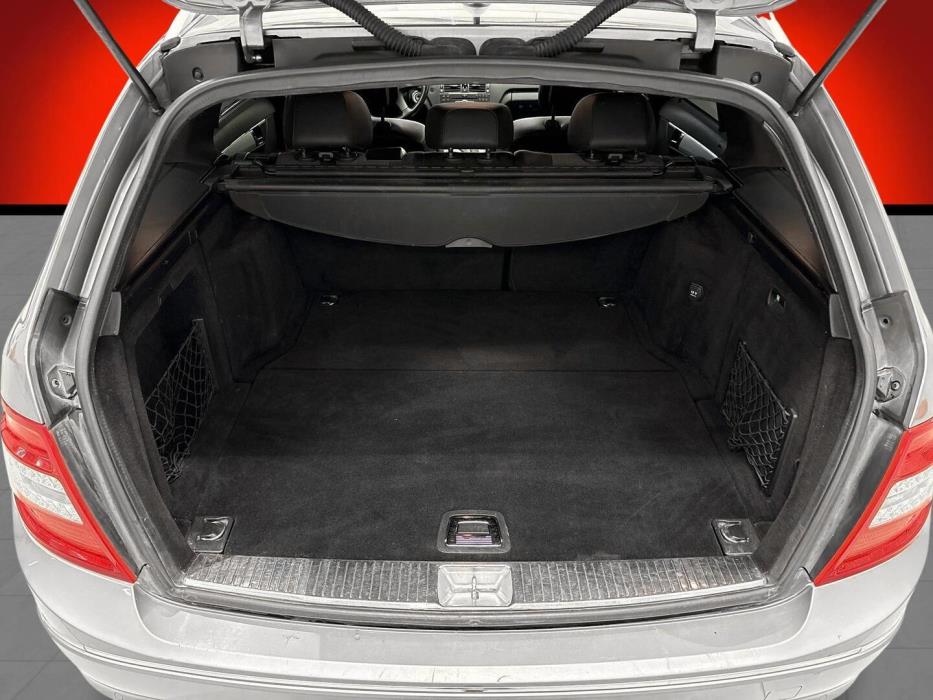 MERCEDES-BENZ C 2009