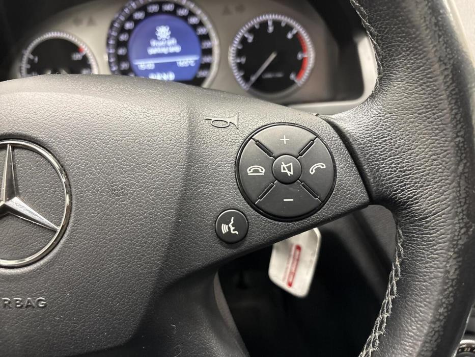 MERCEDES-BENZ C 2009