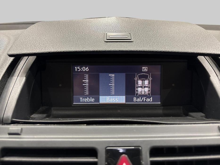 MERCEDES-BENZ C 2009