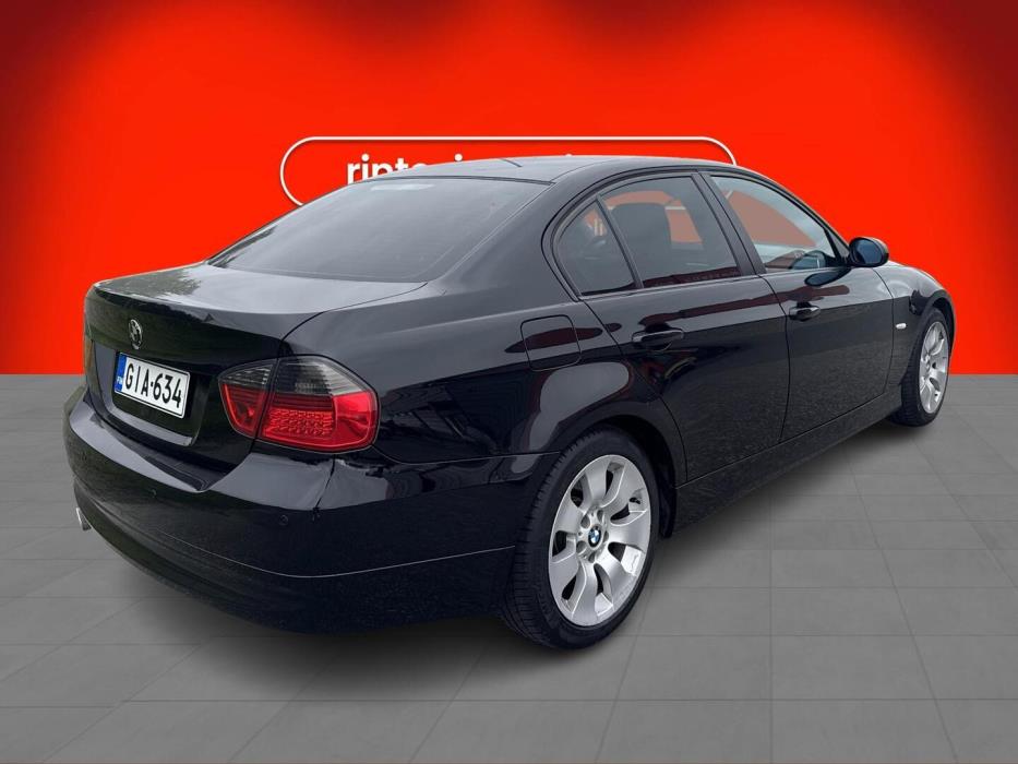 BMW 318 2009
