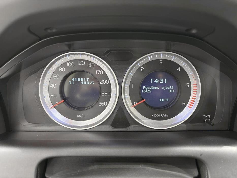 VOLVO XC60 2011