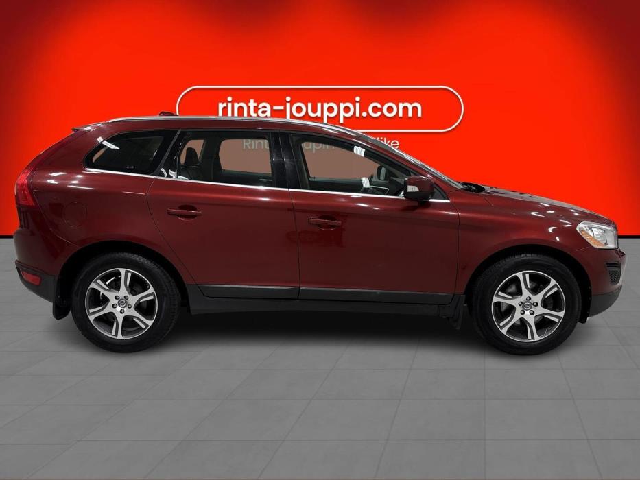 VOLVO XC60 2011