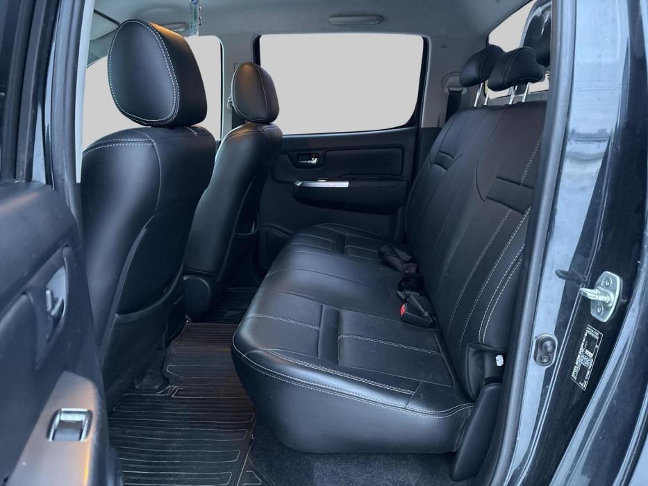 TOYOTA Hilux 2014