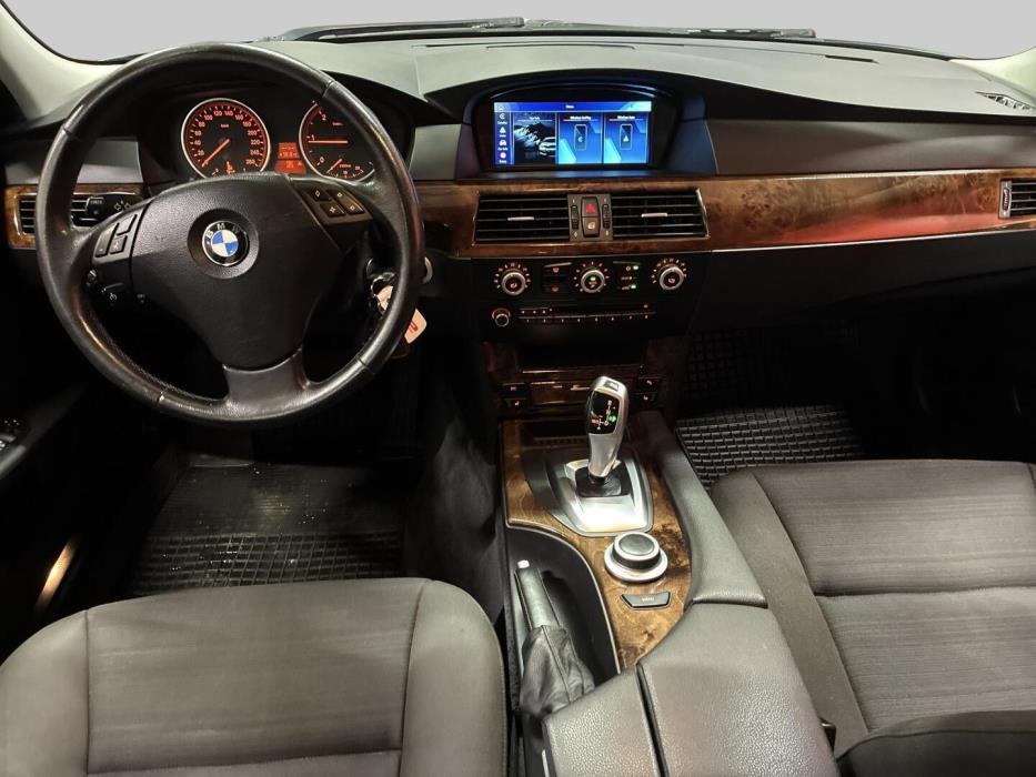 BMW 520 2007