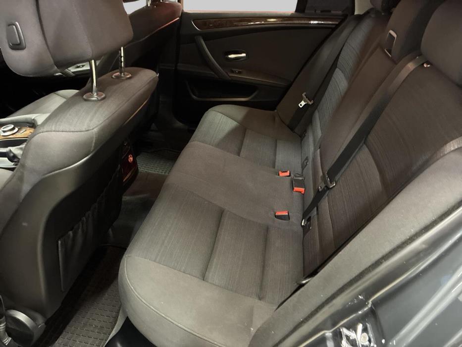 BMW 520 2007