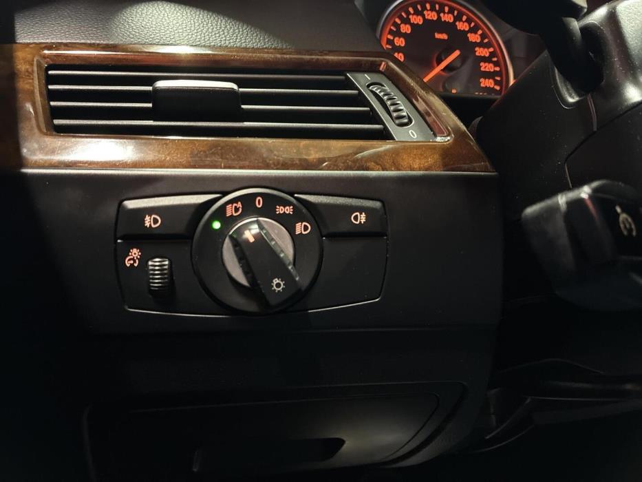 BMW 520 2007