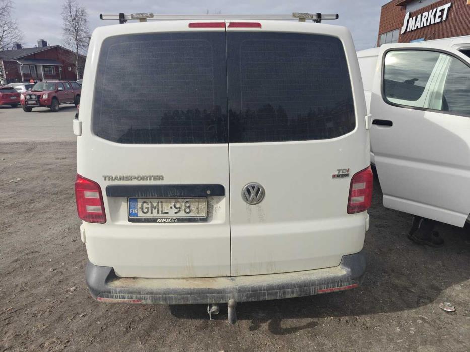VOLKSWAGEN Transporter 2016