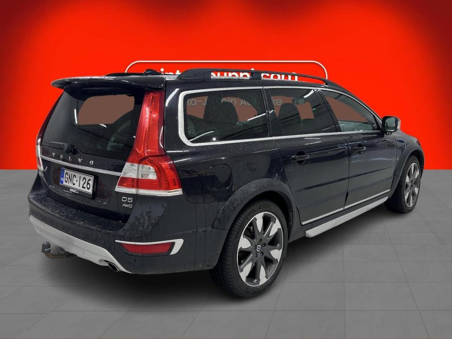 VOLVO XC70 2015