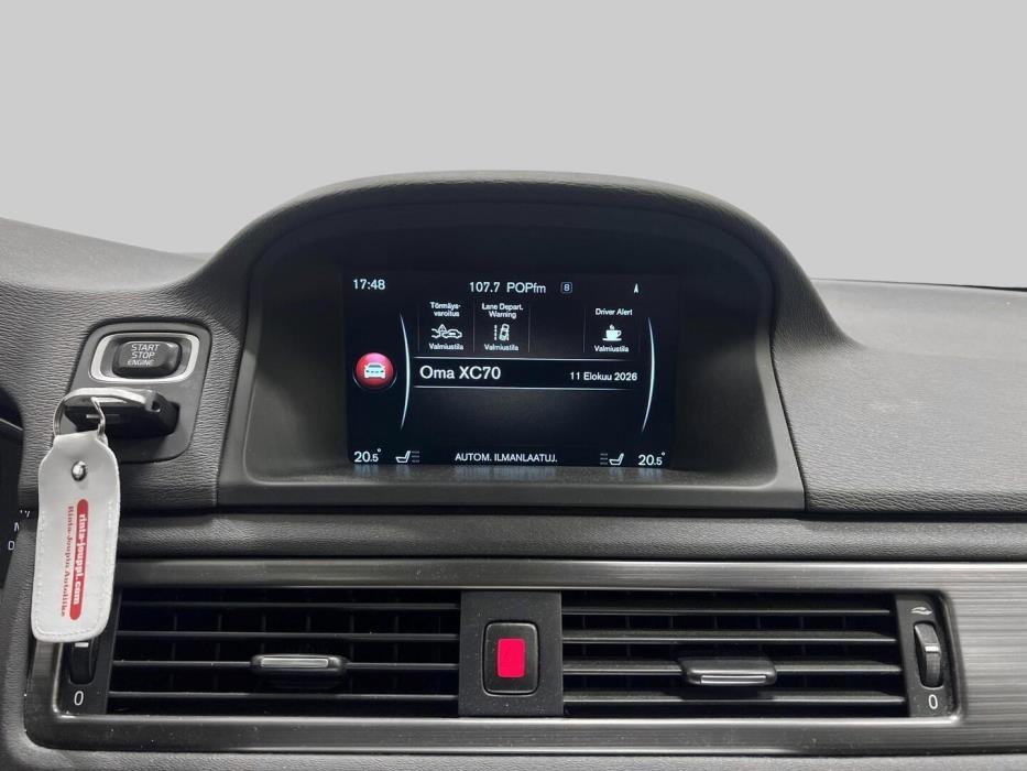 VOLVO XC70 2015