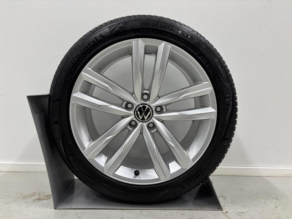 VOLKSWAGEN Passat 2022