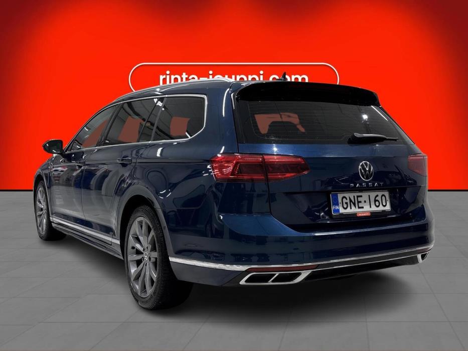 VOLKSWAGEN Passat 2022