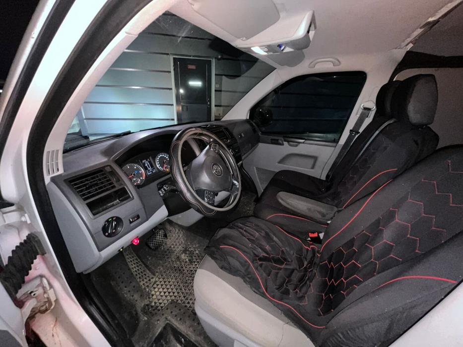 VOLKSWAGEN Transporter 2014
