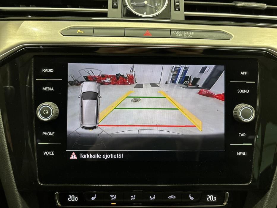 VOLKSWAGEN Passat 2018