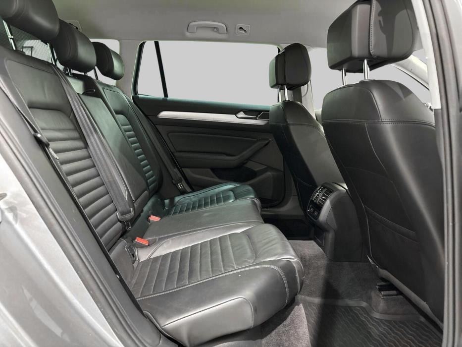 VOLKSWAGEN Passat 2018