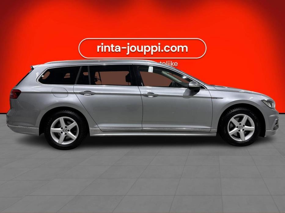 VOLKSWAGEN Passat 2018