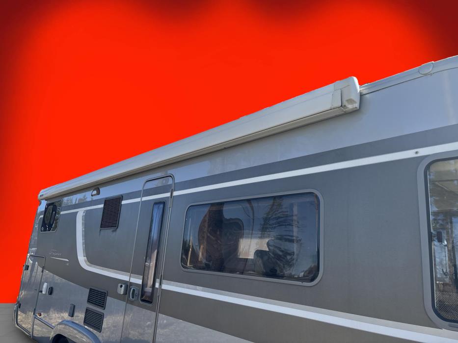 BÜRSTNER ELEGANCE I 810 2010