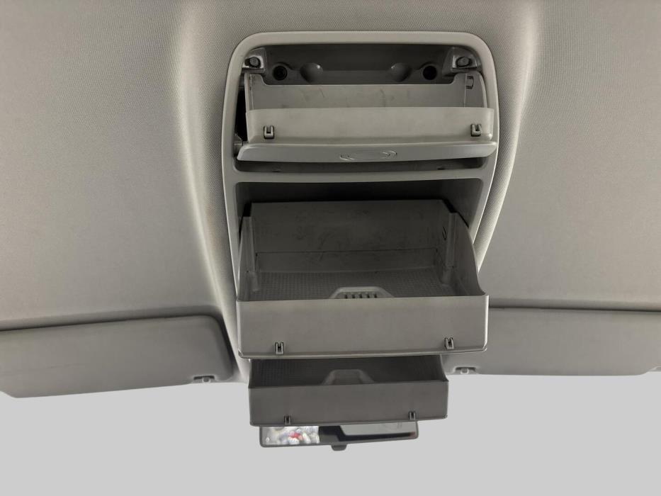 VOLKSWAGEN Touran 2004