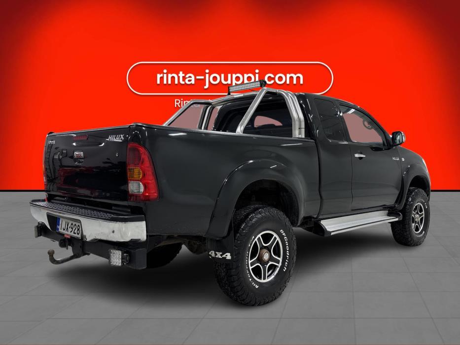 TOYOTA Hilux 2011