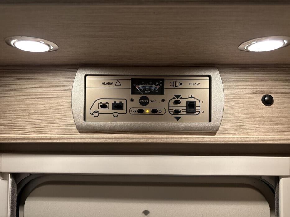 BÜRSTNER NEXXO T660 2013