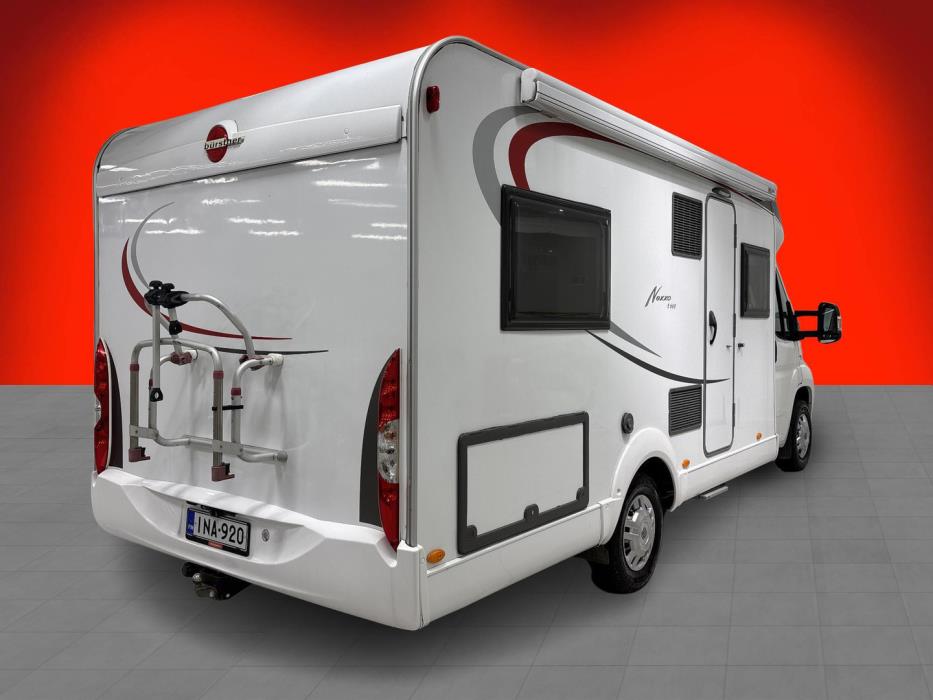 BÜRSTNER NEXXO T660 2013